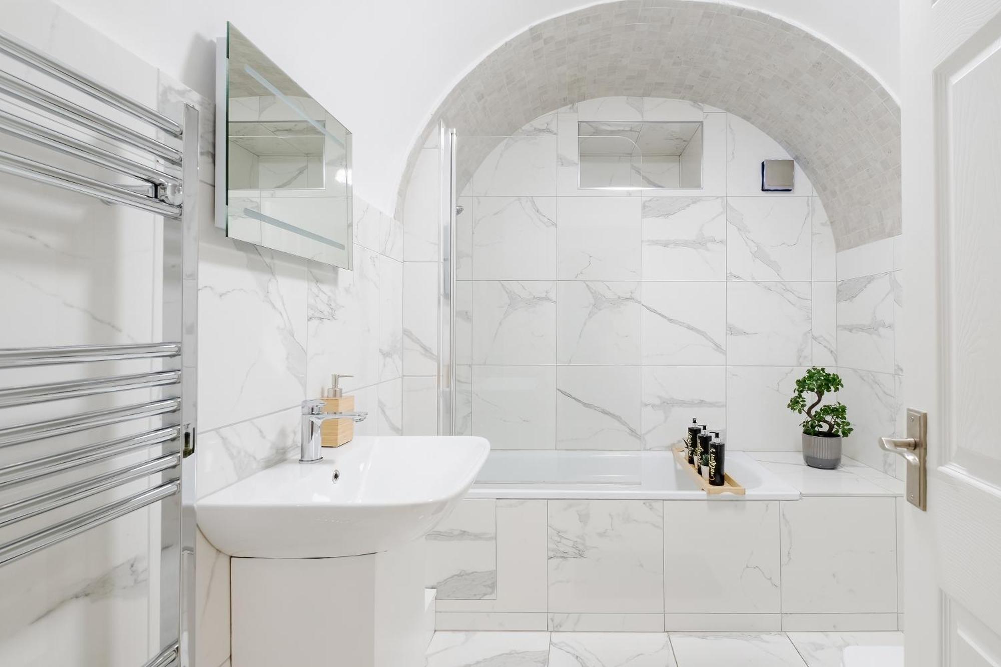 לונדון Large One Bedroom Apartment In Marylebone מראה חיצוני תמונה