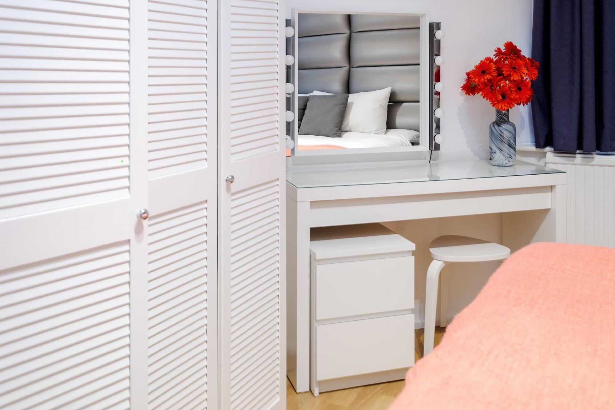 לונדון Large One Bedroom Apartment In Marylebone מראה חיצוני תמונה